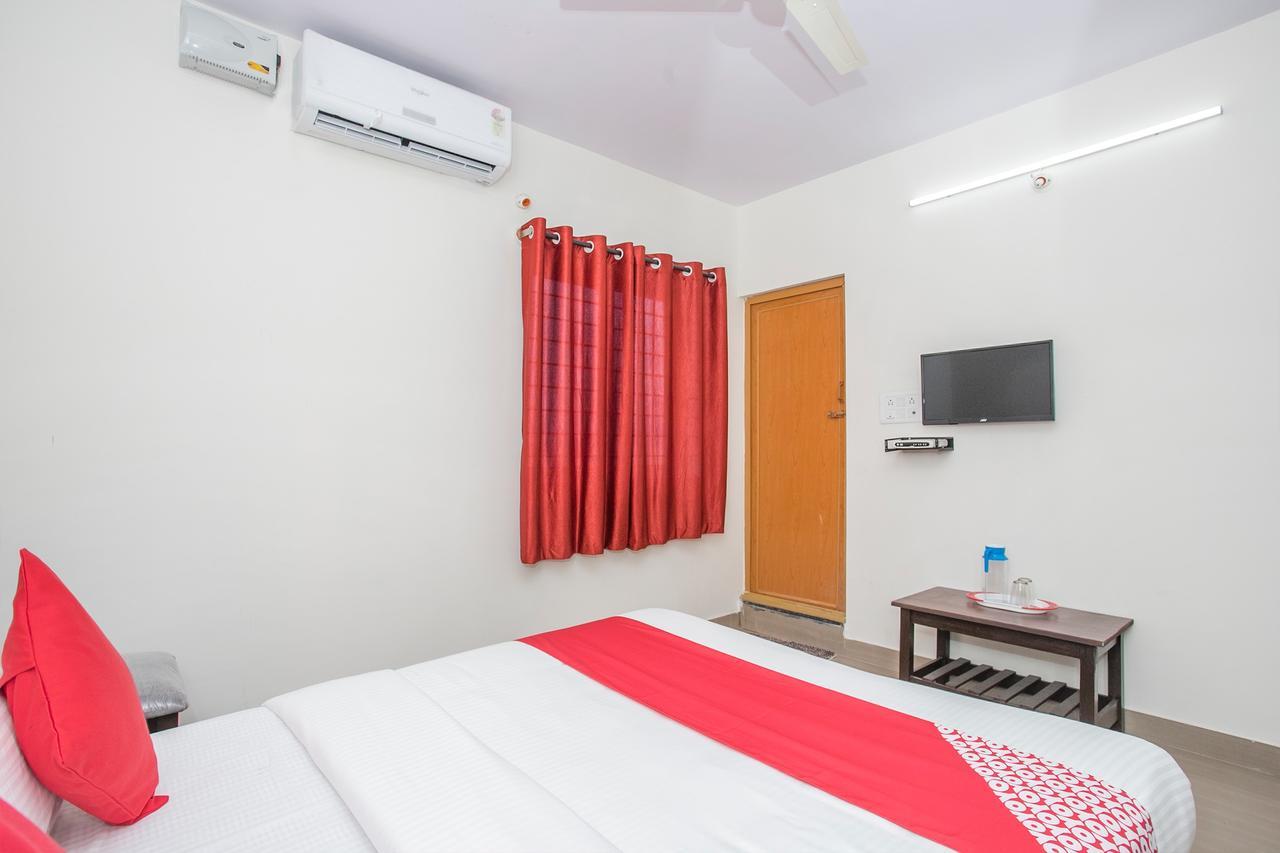 Hotel Oyo 14519 Sunrise Residency