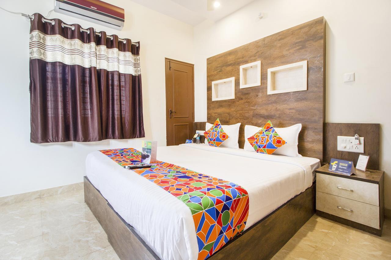 Fabhotel Crown - Nr Sony Signals Bangalore