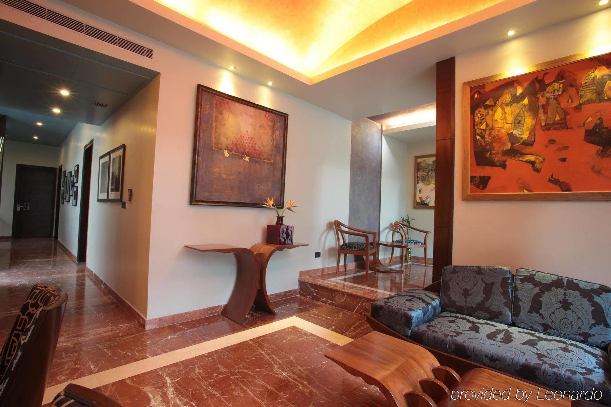 Justa Mg Road Hotel Bangalore