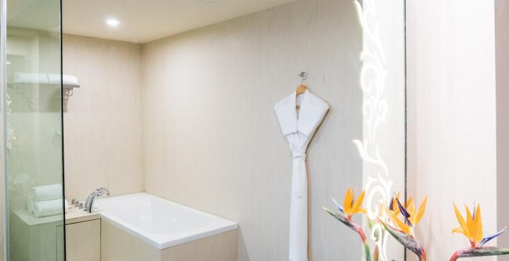 Howard Johnson By Wyndham, Hebbal, 4* Bangalore