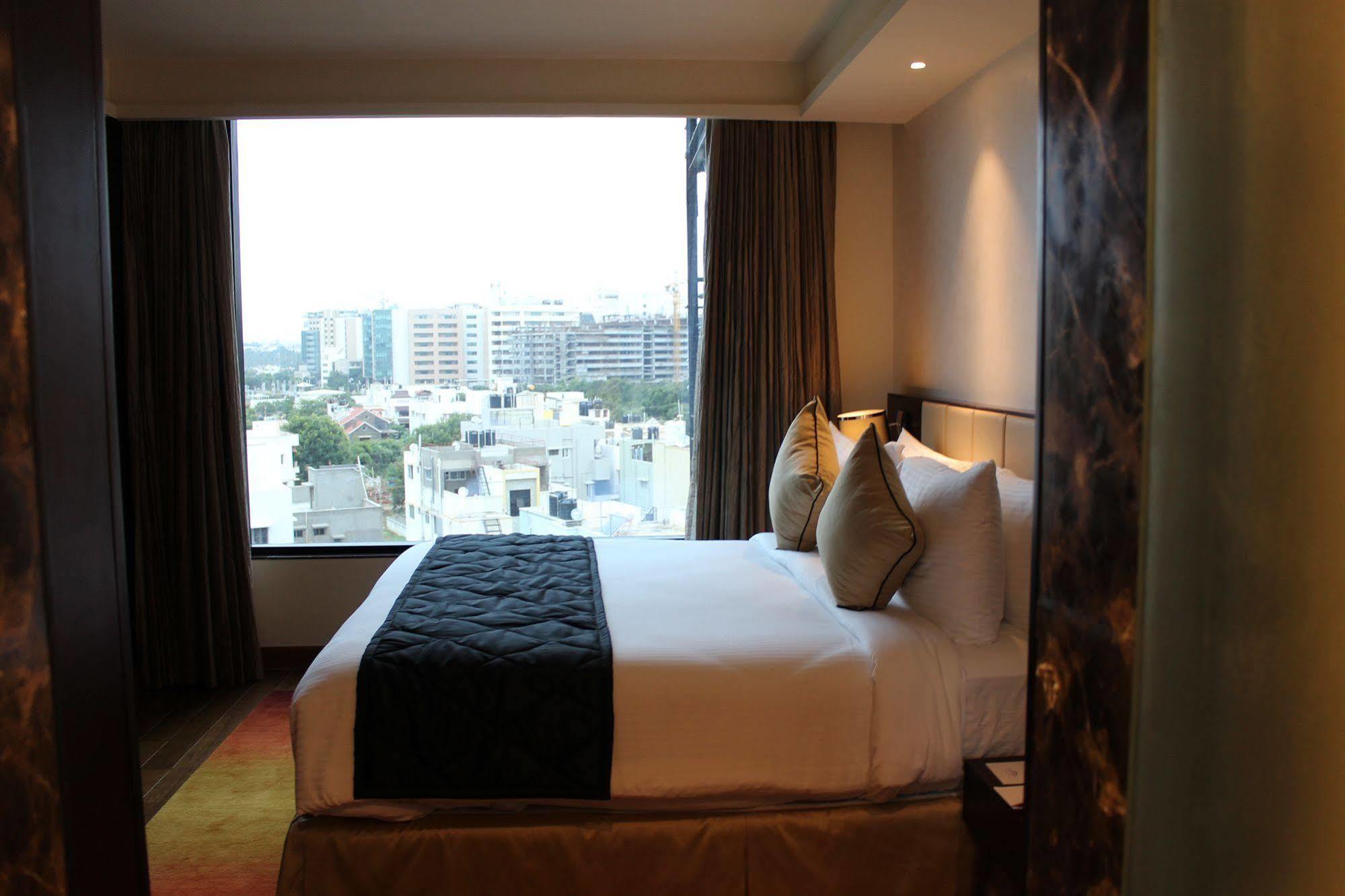 Howard Johnson By Wyndham, Hebbal, 4*
