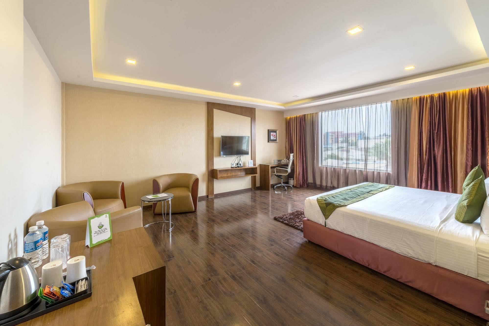 Hotel Sahar Pavillion Bangalore