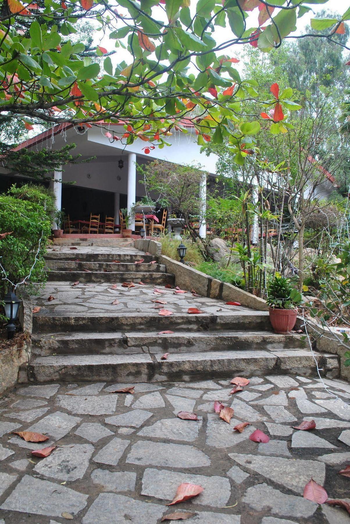 Eagle Ridge 3* Bangalore