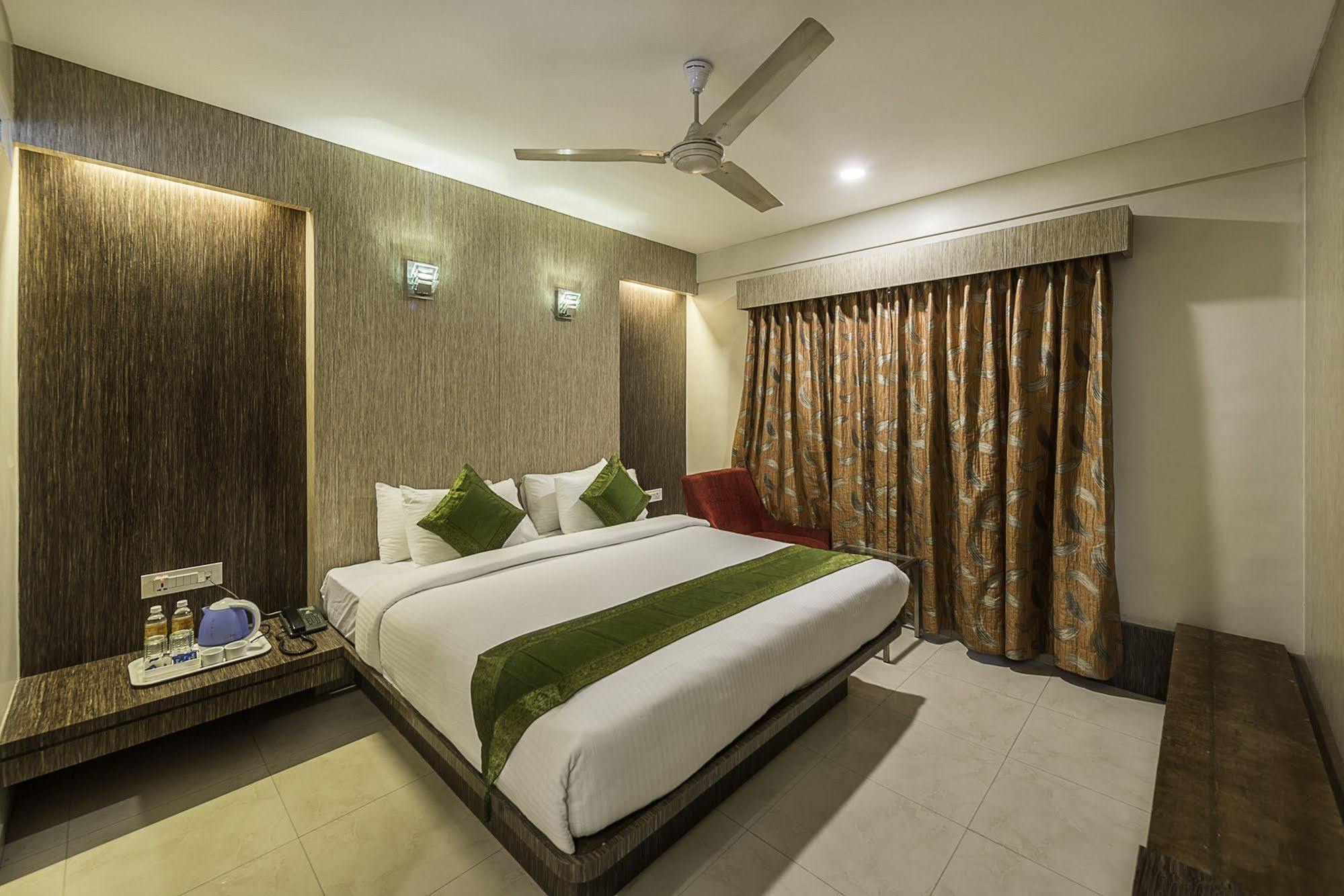 Hotel Cartier Biznotel Bangalore