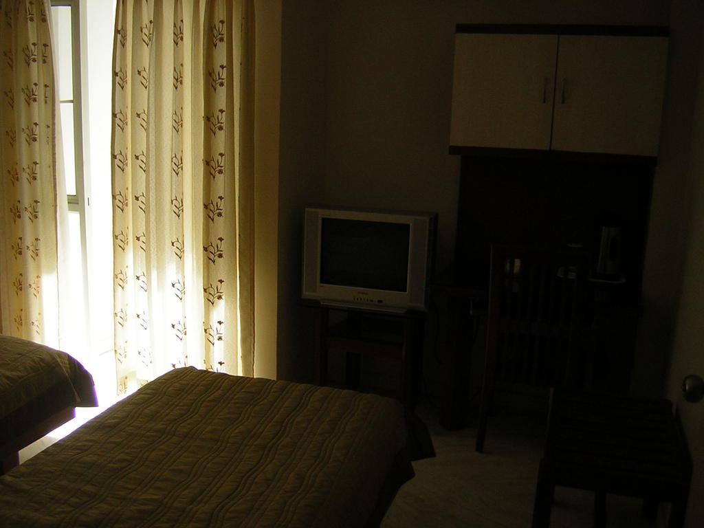 Citadel Apartment *