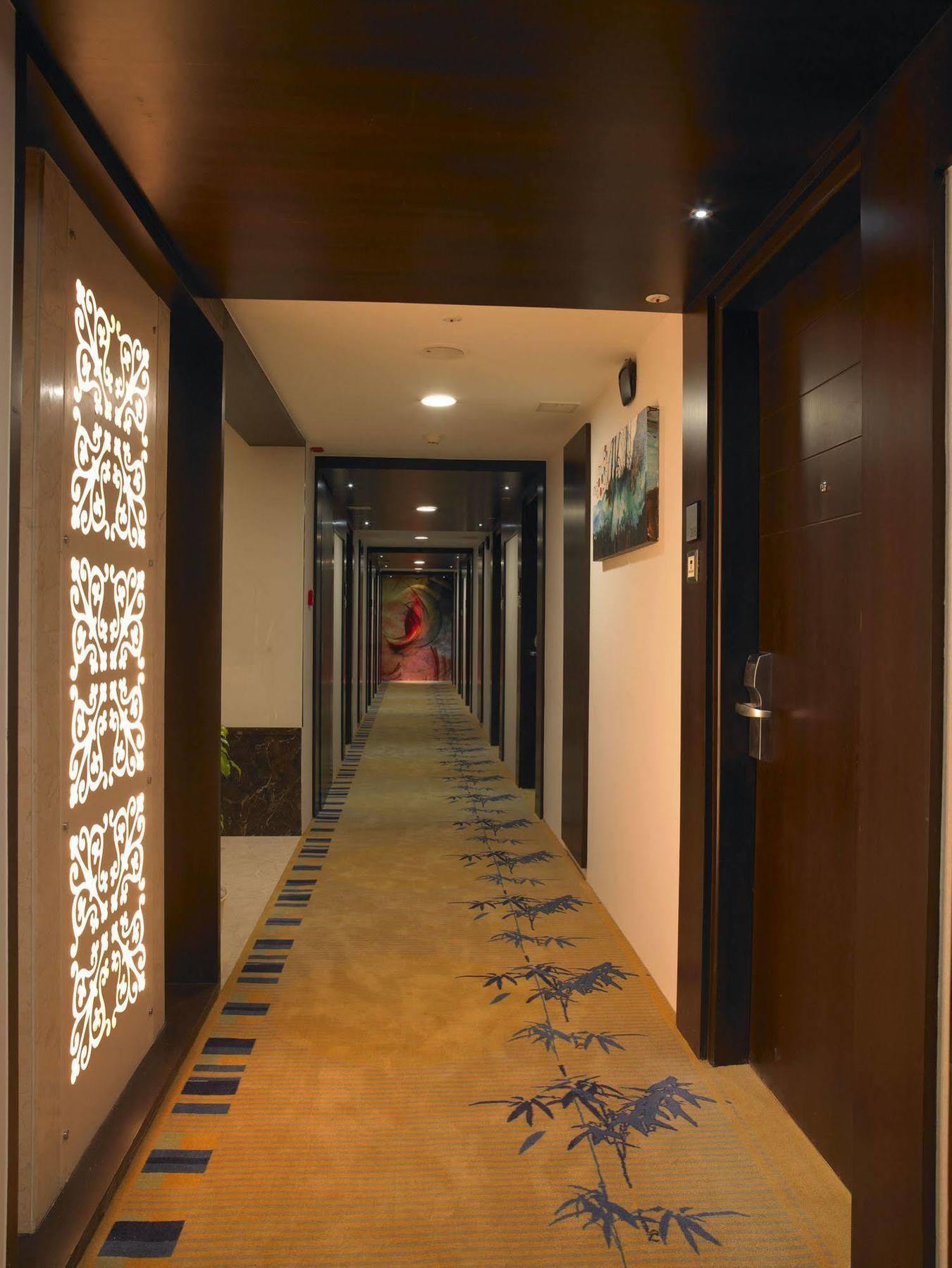 Blu Petal - A Business Hotel