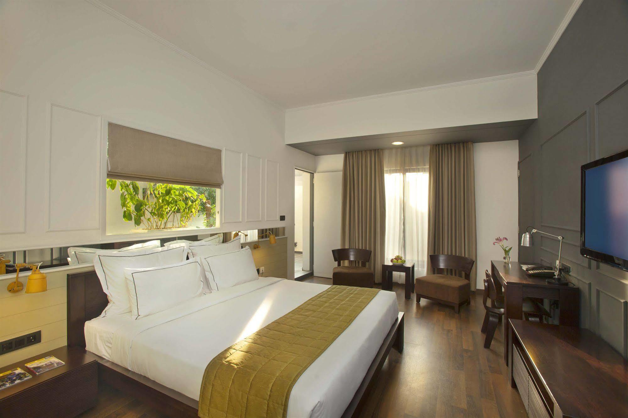 Hotel Escape &