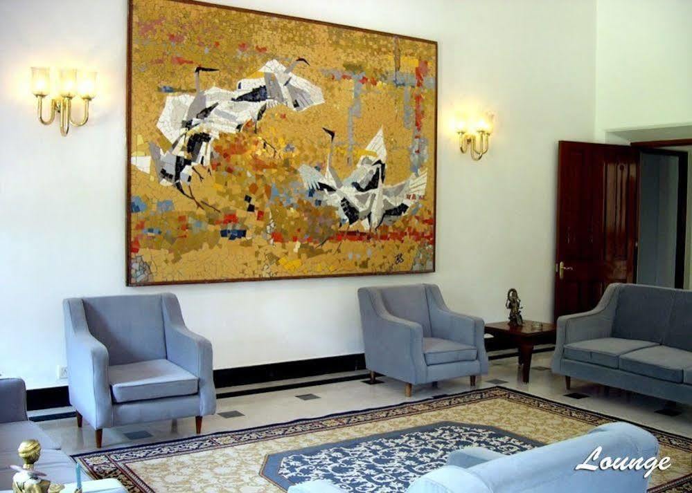 Hotel Jayamahal Palace