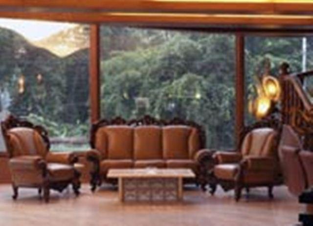 The Shelton Grand 3* Bangalore