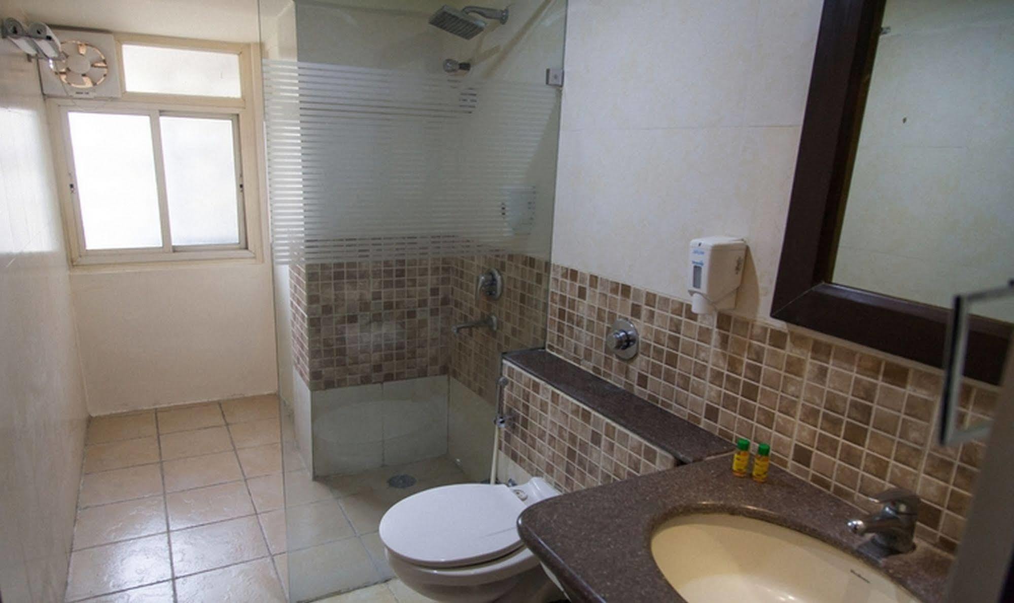 Fabhotel Corporate Nest Koramangala 3*