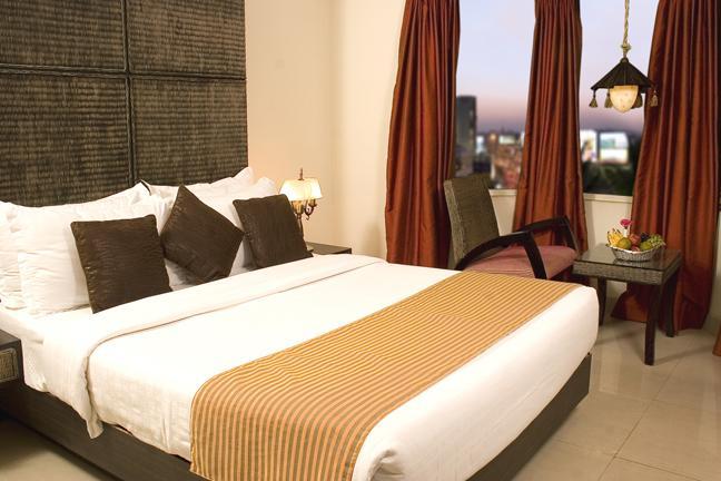 Hotel Shilton Royale