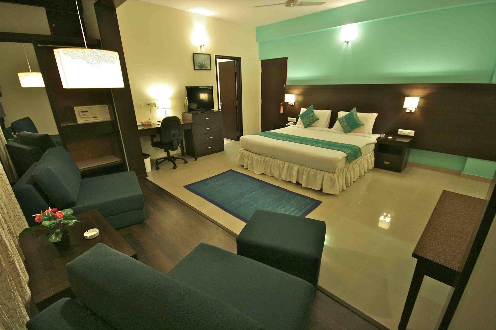 Treebo Trend Sterling Hotel 3*