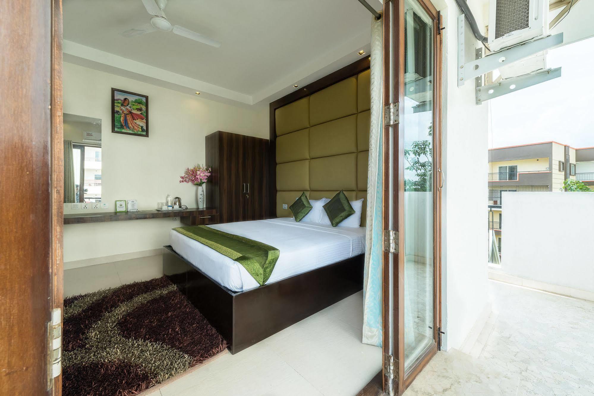 Hotel Golden Tranquility Hotel 3*