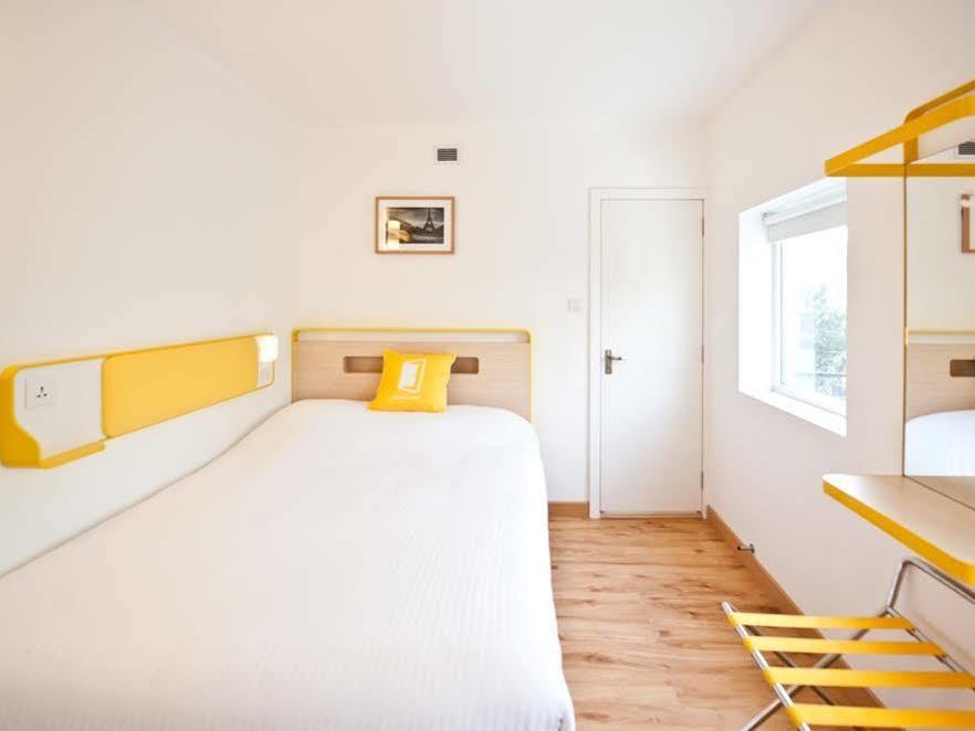 Hotel Bloomrooms @ Indiranagar Bangalore