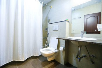 Hotel Oyo 10518 Kushi Comforts Bangalore