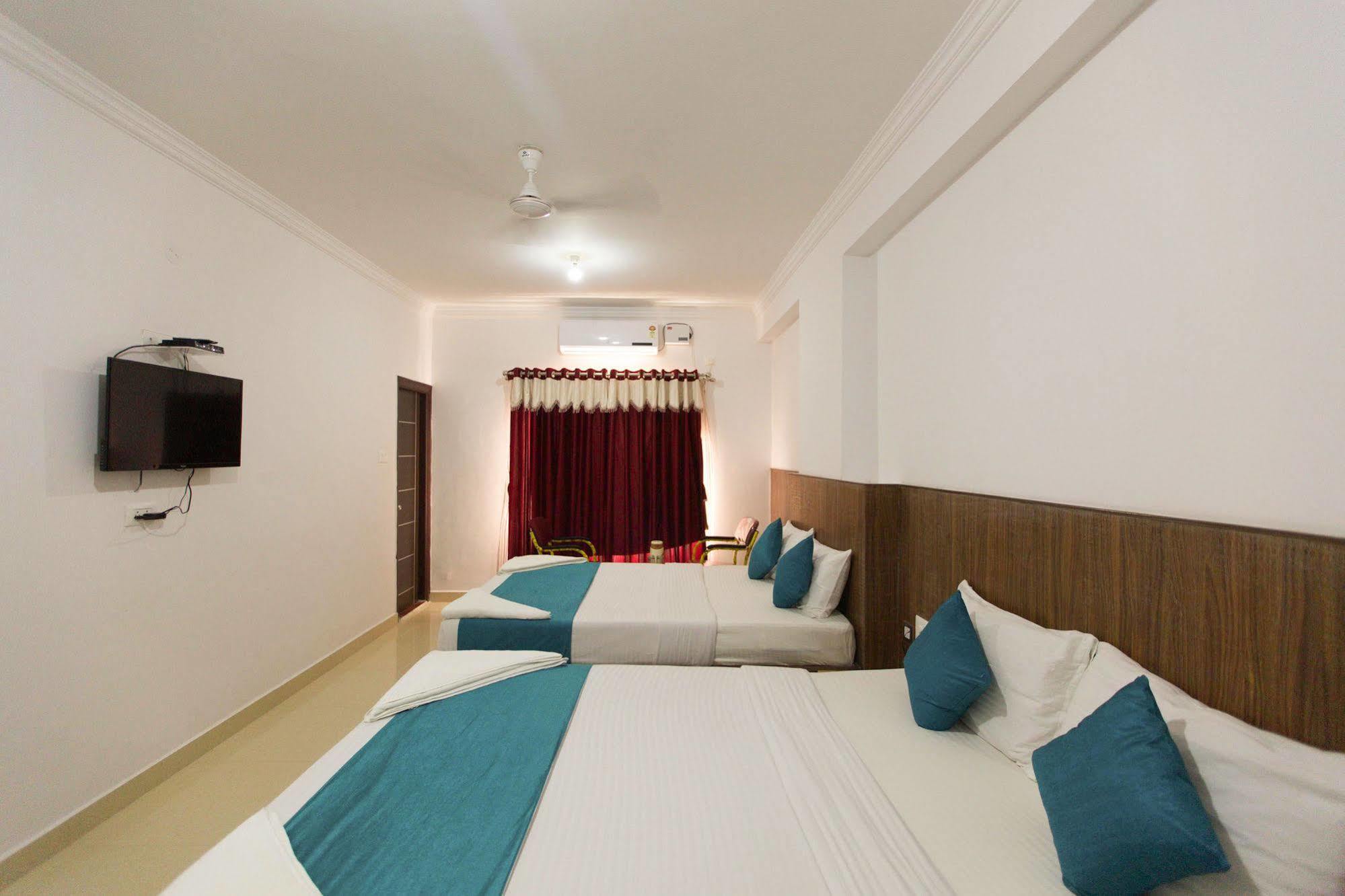 Hotel Zo Majestic Anand Rao Circle