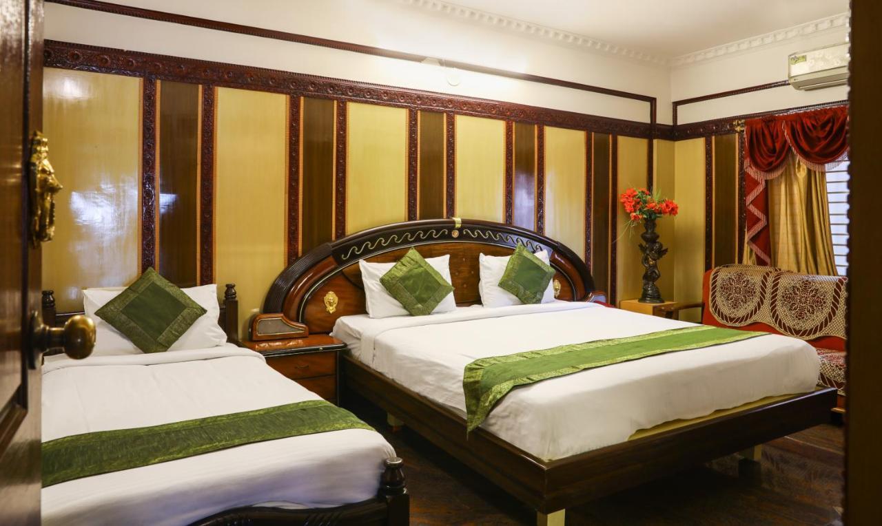 Treebo Nava Nidhi Comforts 3* Bangalore