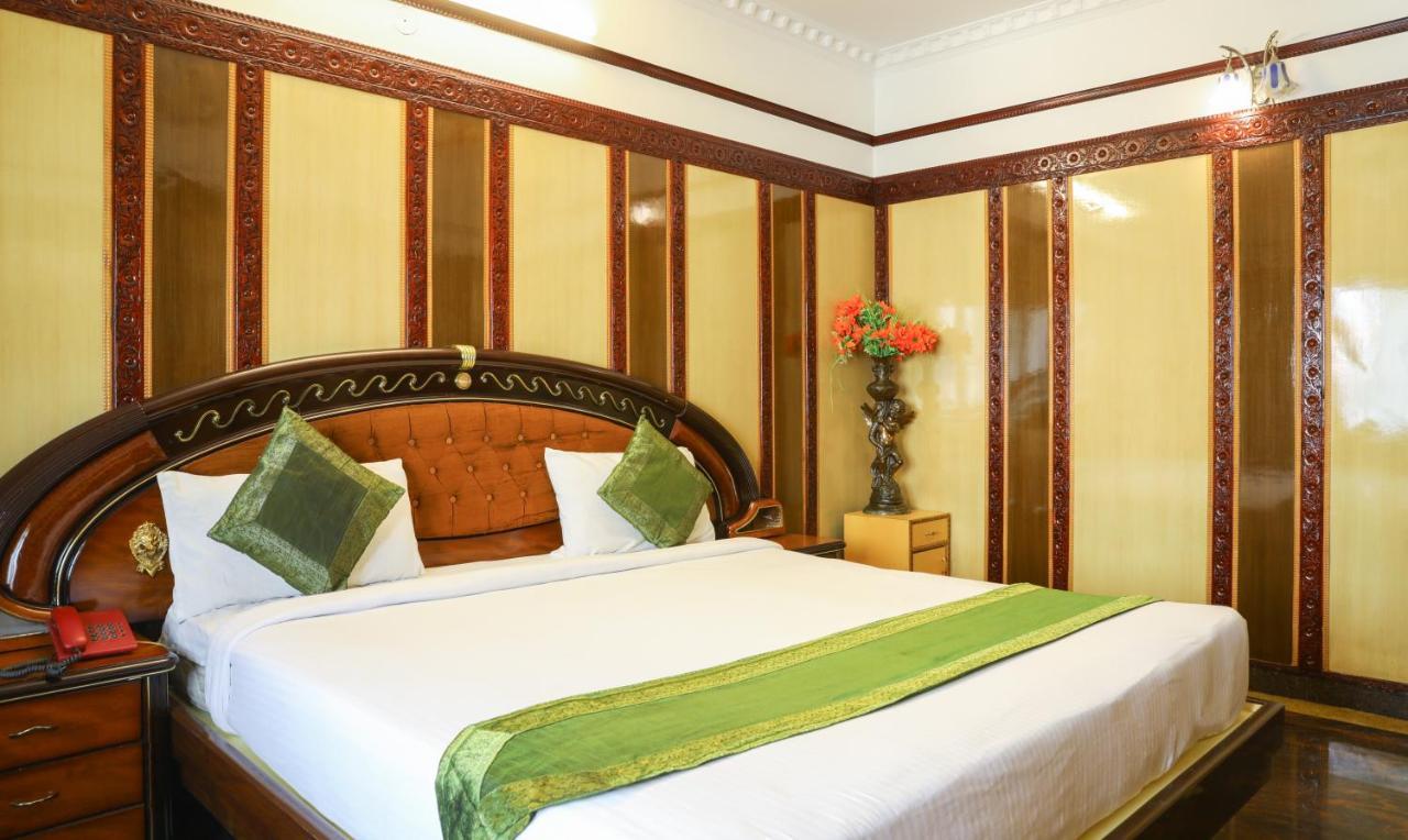 Hotel Treebo Nava Nidhi Comforts Bangalore