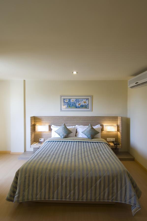 Mapple Whitefield Hotel