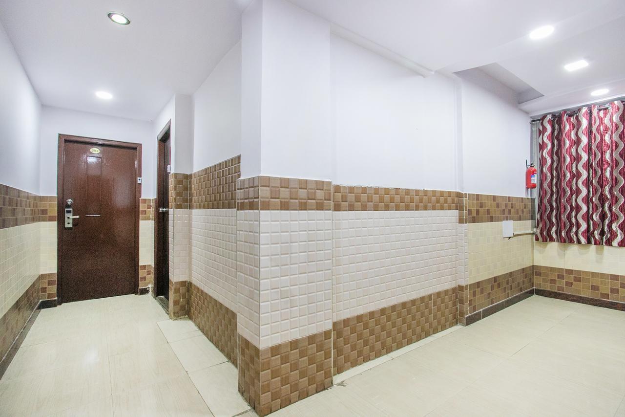 Oyo 16411 Sai Comforts 3*
