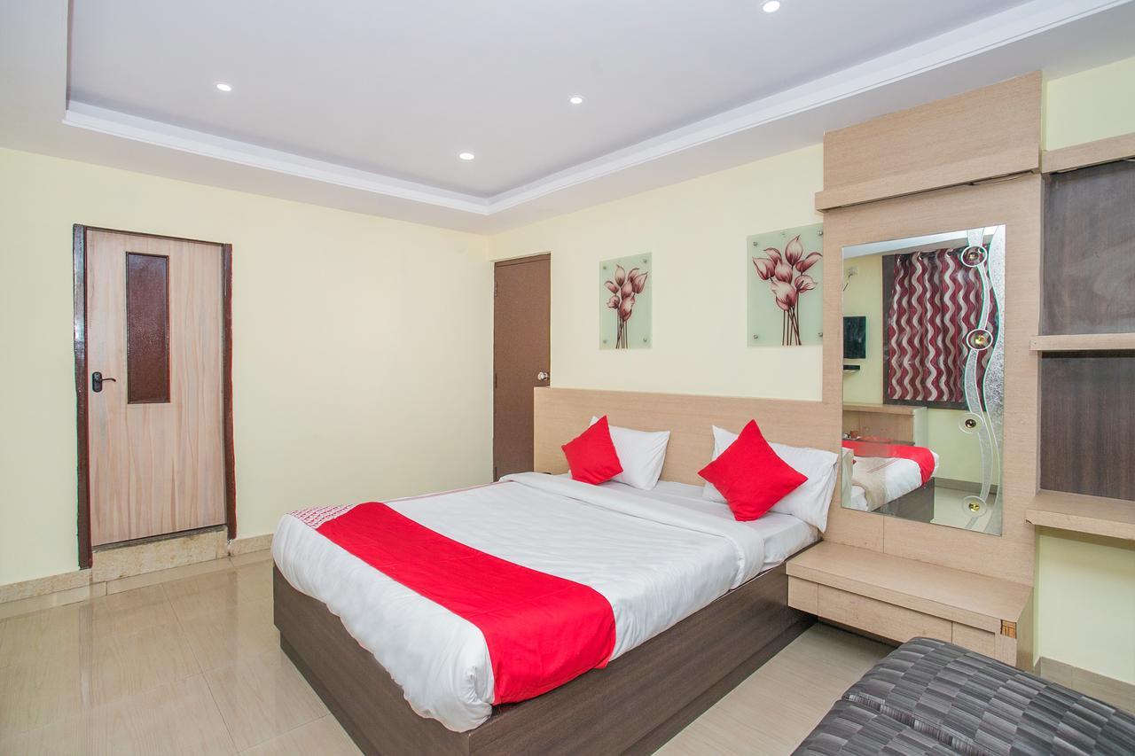 Hotel Oyo 16411 Sai Comforts 3*