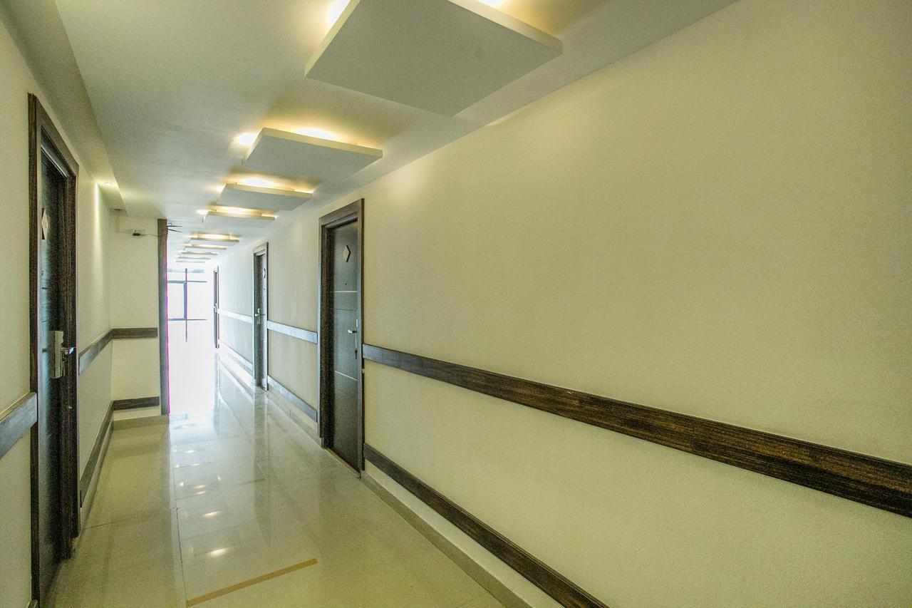 Hotel Oyo 15082 Moriz Boutique 3*