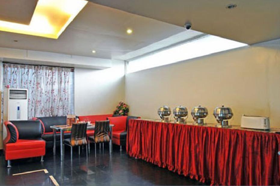 T.a.p. Gold Crest Hotel 2*