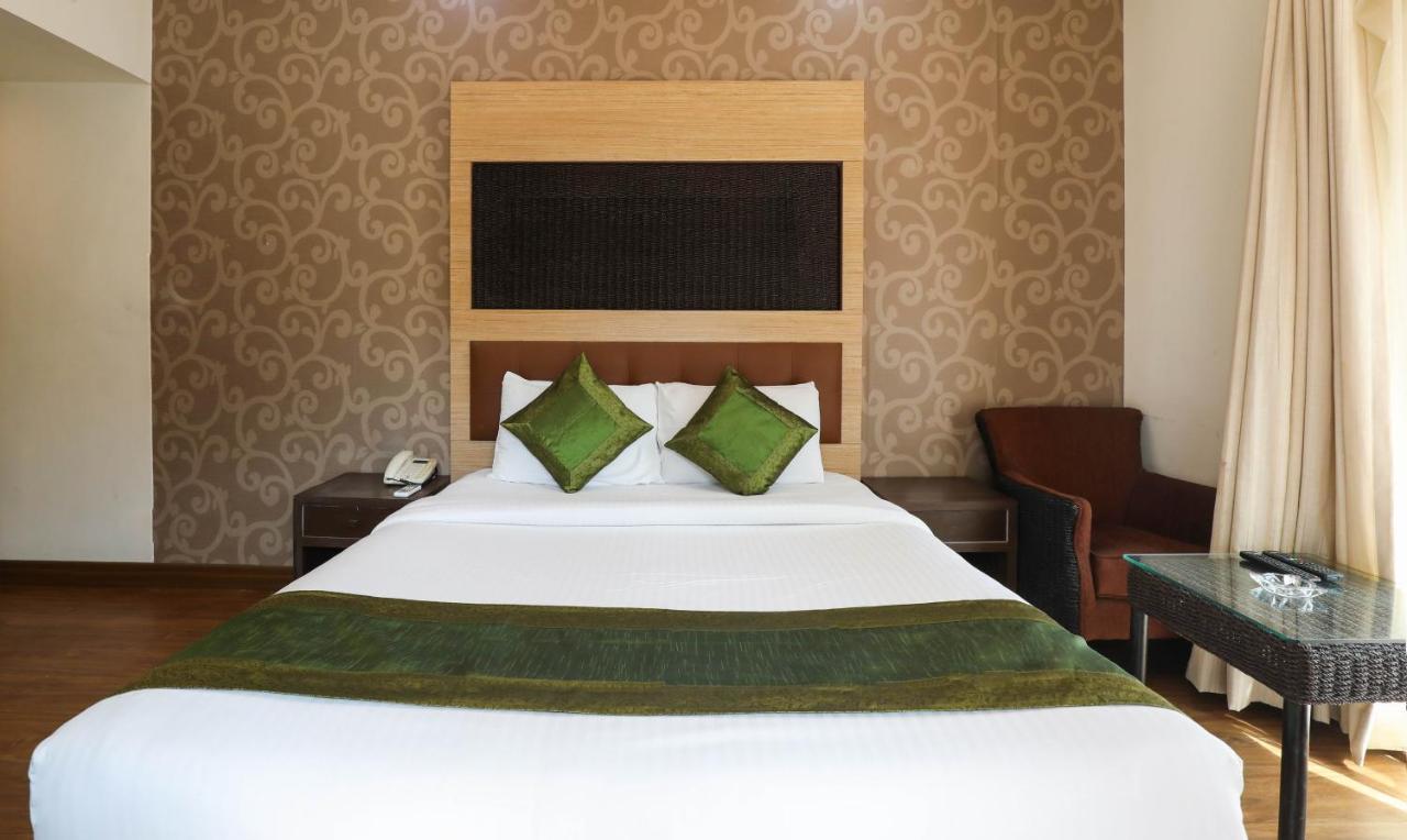 Hotel Treebo Trend White Mg