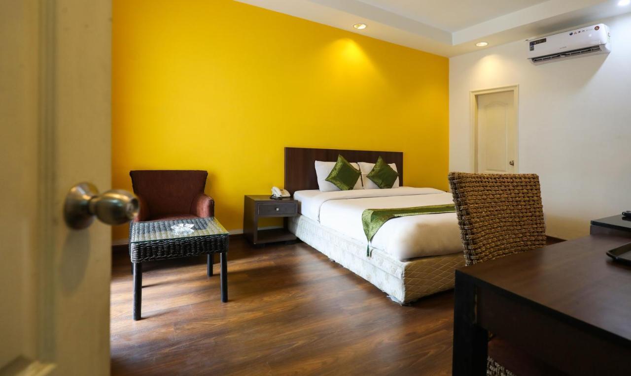 Treebo Trend White Mg Hotel 3*