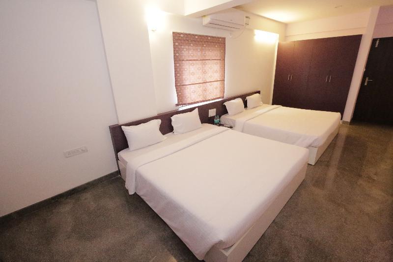 Meridien Suites - A Dubuque Suites, Hotel