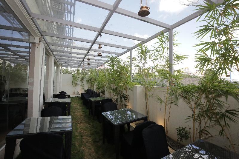 Meridien Suites - A Dubuque Suites, Hotel Bangalore