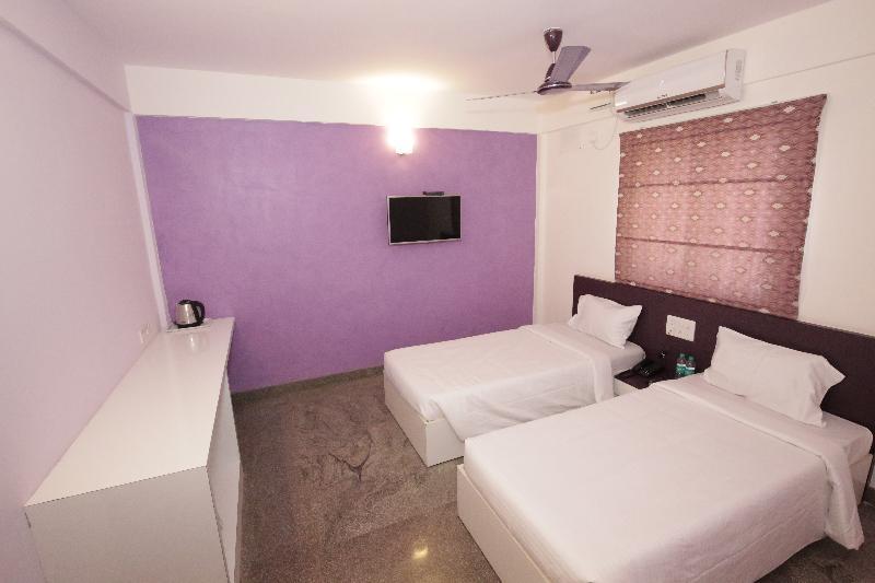 Meridien Suites - A Dubuque Suites,