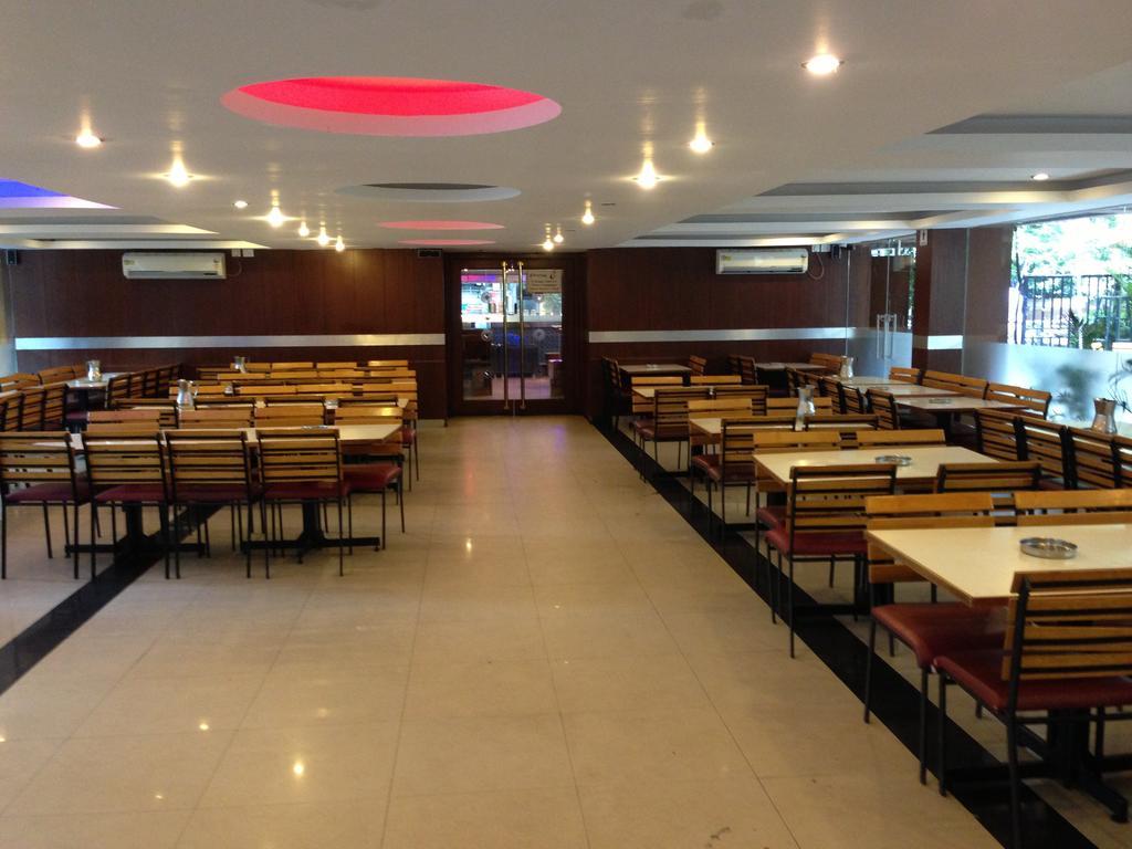 Noor Empire International Kormangala 3*