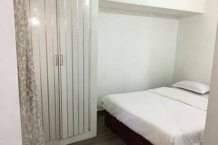 Clover Suites *