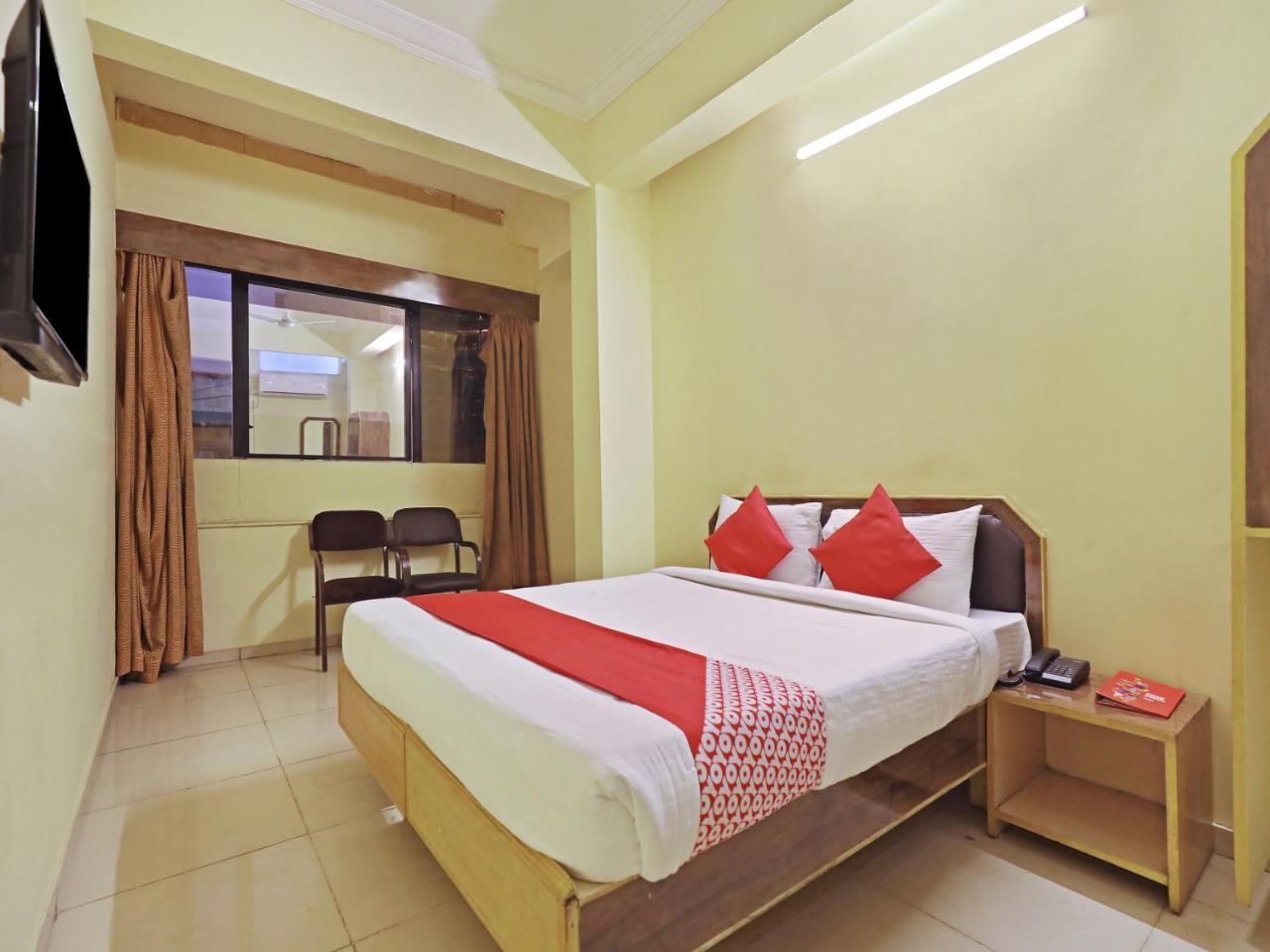 Flagship Majestic Near Lalbagh Botanical Garden 3*