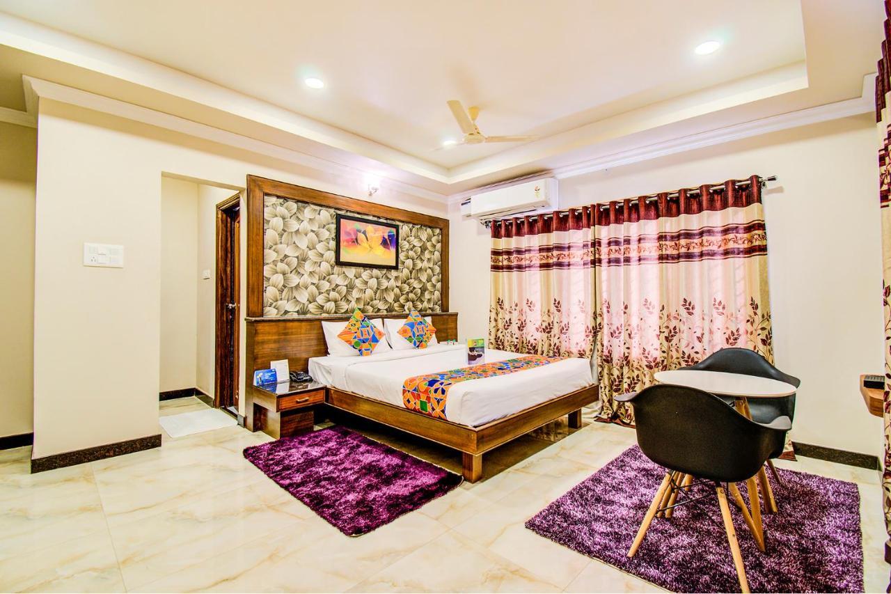 Fabexpress Wagtail Hotel 3*