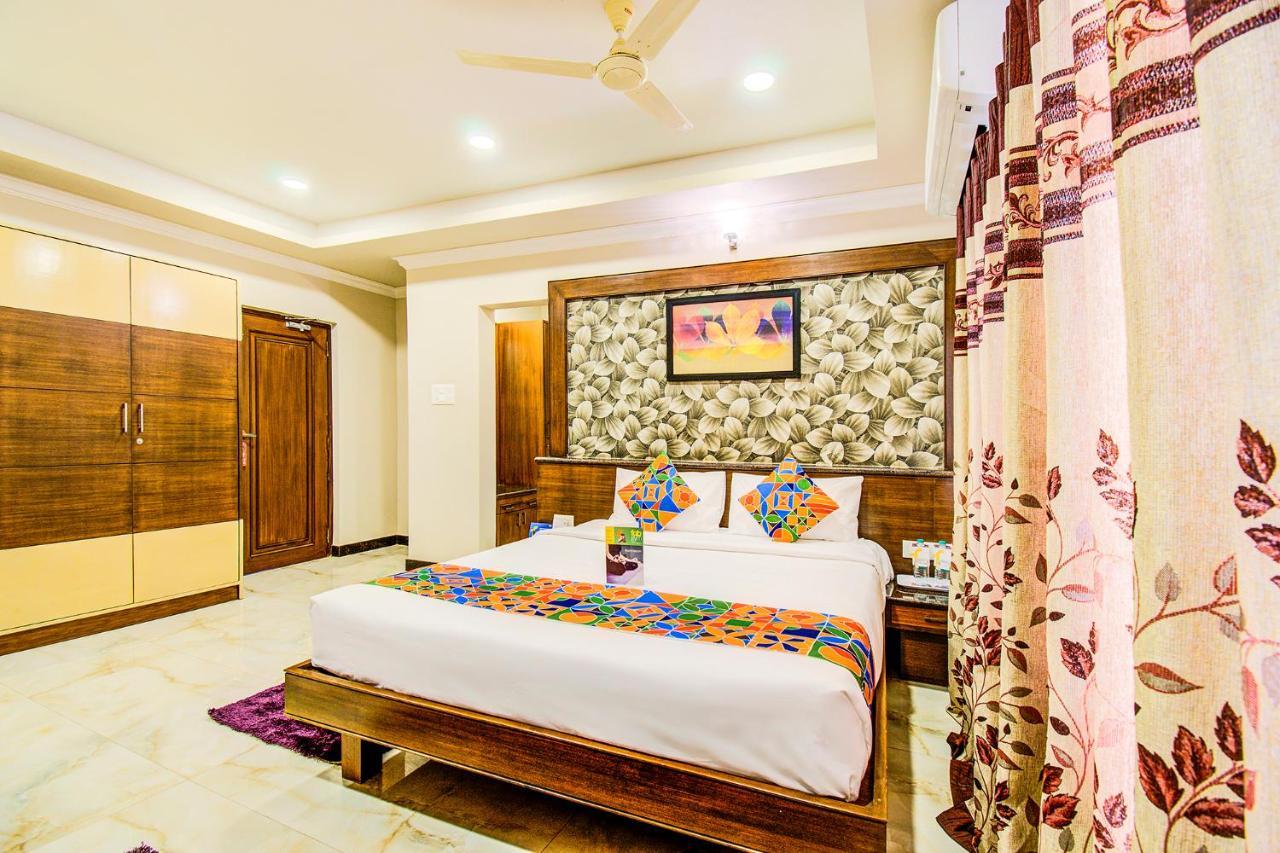 Fabexpress Wagtail Hotel Bangalore