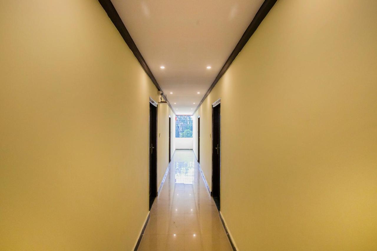 Hotel Oyo 19704 Sai Dham Comfort 3*