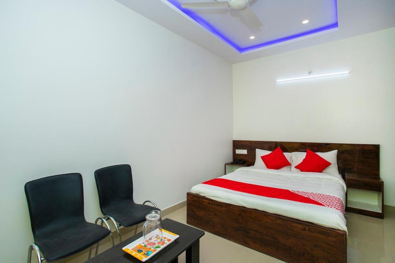 Oyo 19704 Sai Dham Comfort Hotel Bangalore