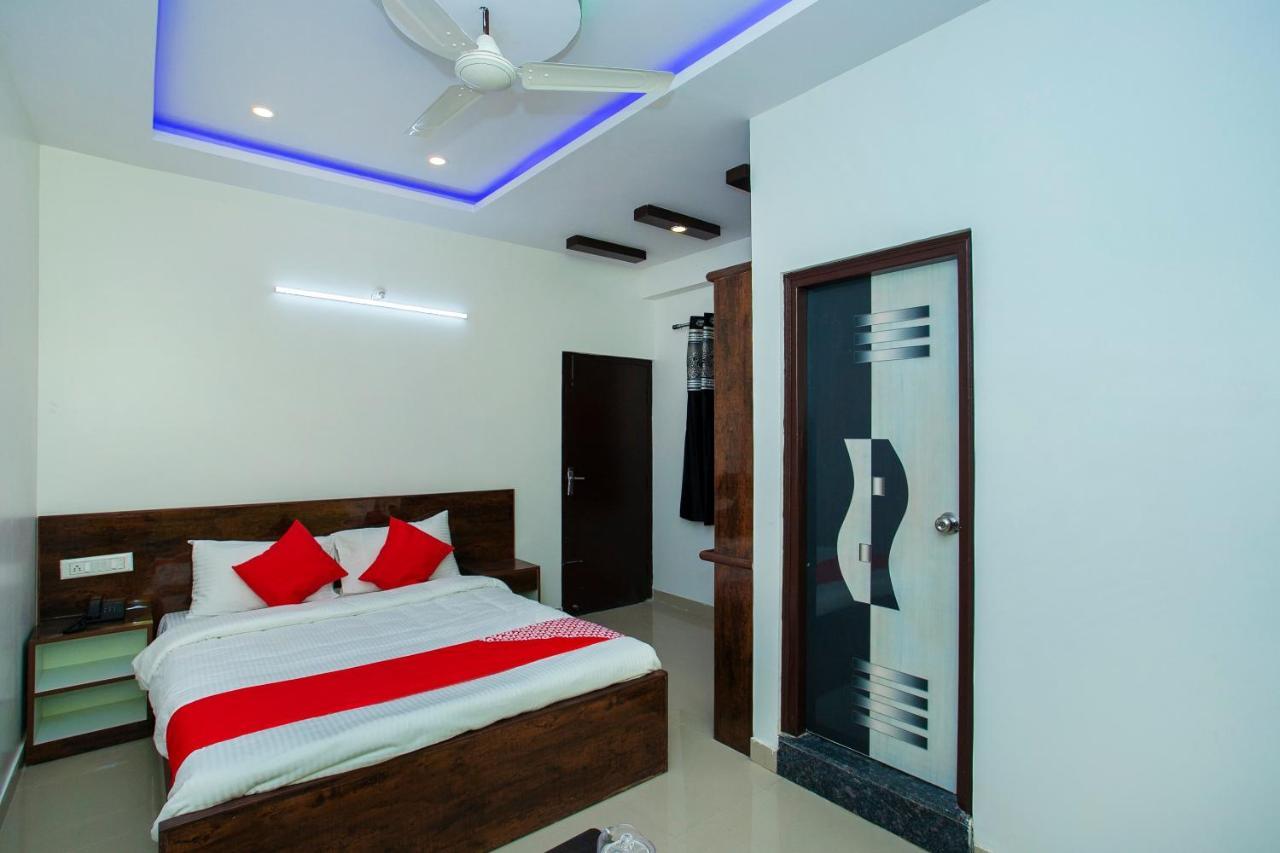 Oyo 19704 Sai Dham Comfort Hotel Bangalore
