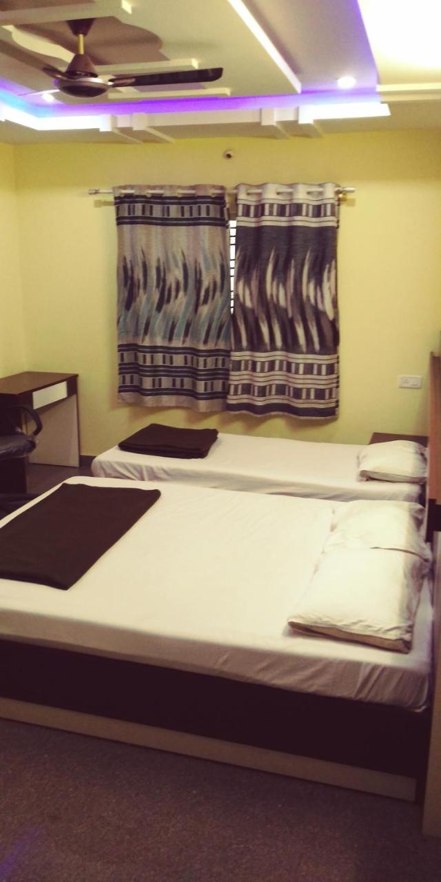 S R Hotel Bangalore