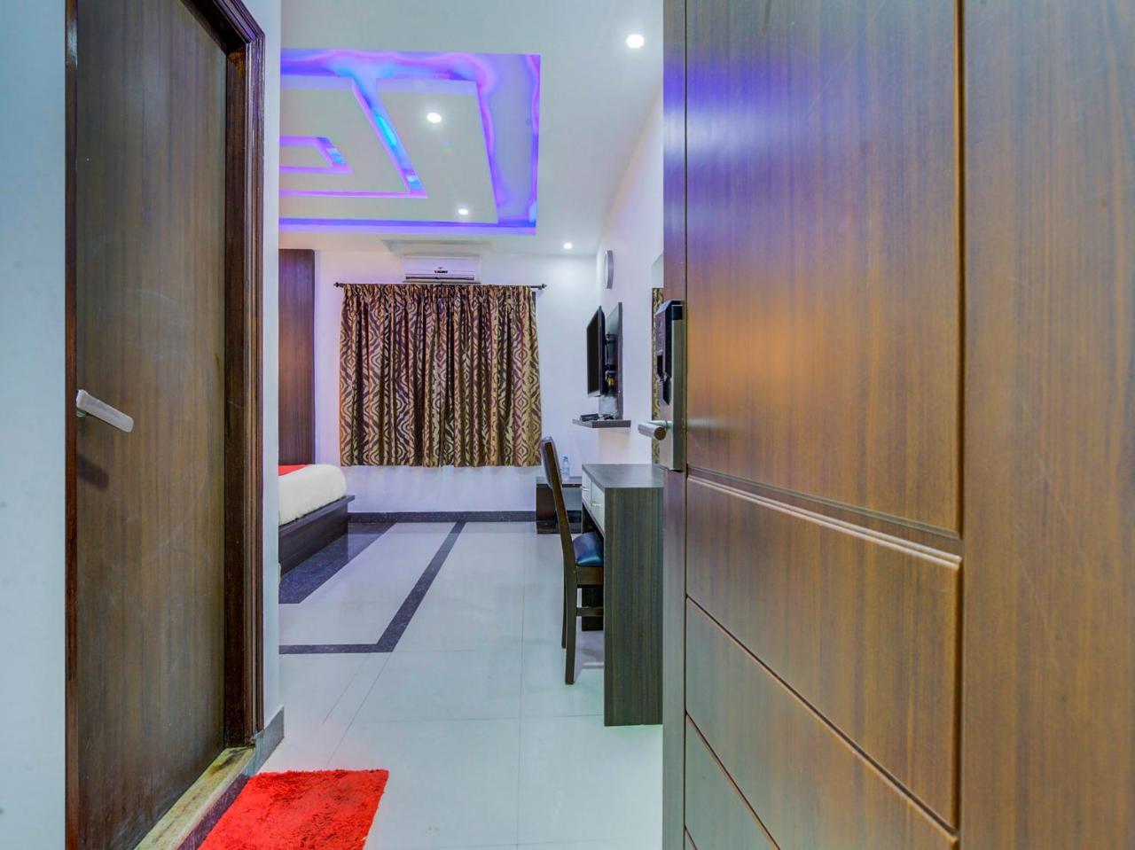 Edition O 30045 Legacy Brigade Road Hotel