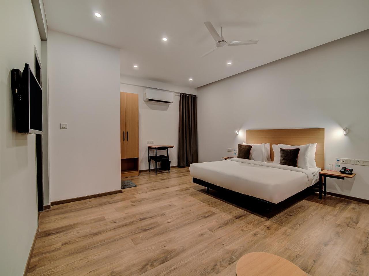 Oyo Townhouse 49 Hsr Layout Hotel 3*