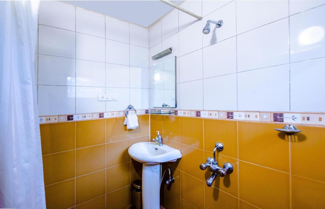 Hotel Mint Queensway Near Ulsoor Bangalore