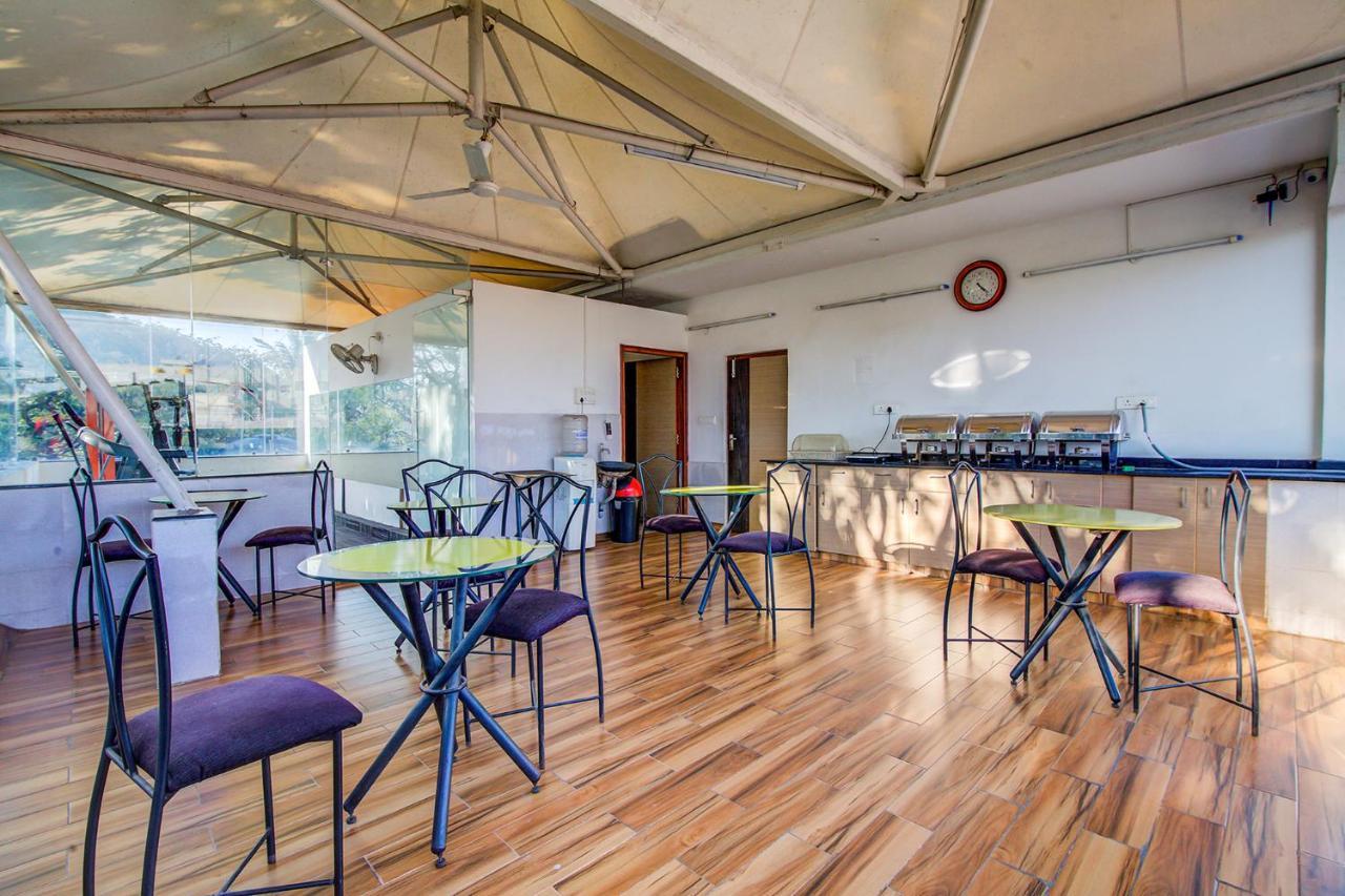Fabhotel Grand Savoury Frazer Town 3*