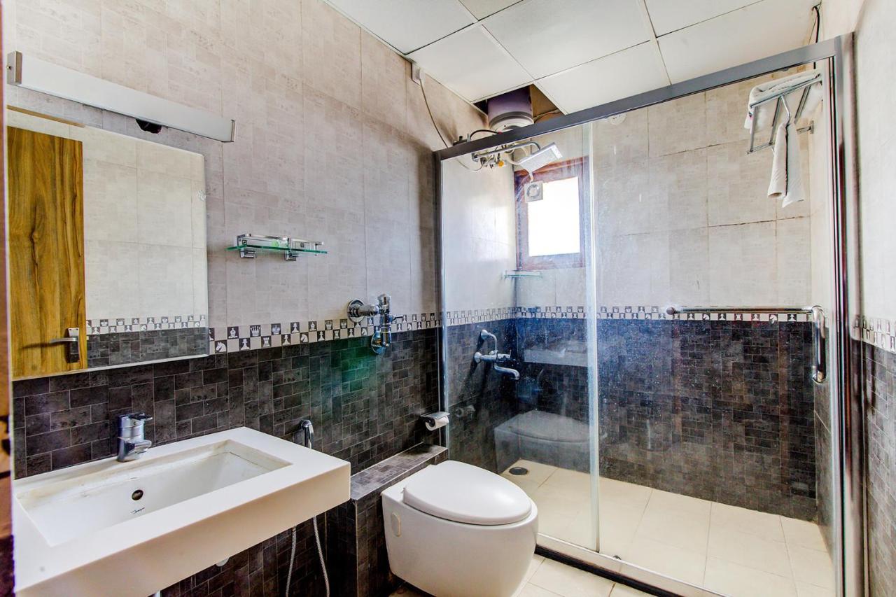 Fabhotel Grand Savoury Frazer Town 3* Bangalore