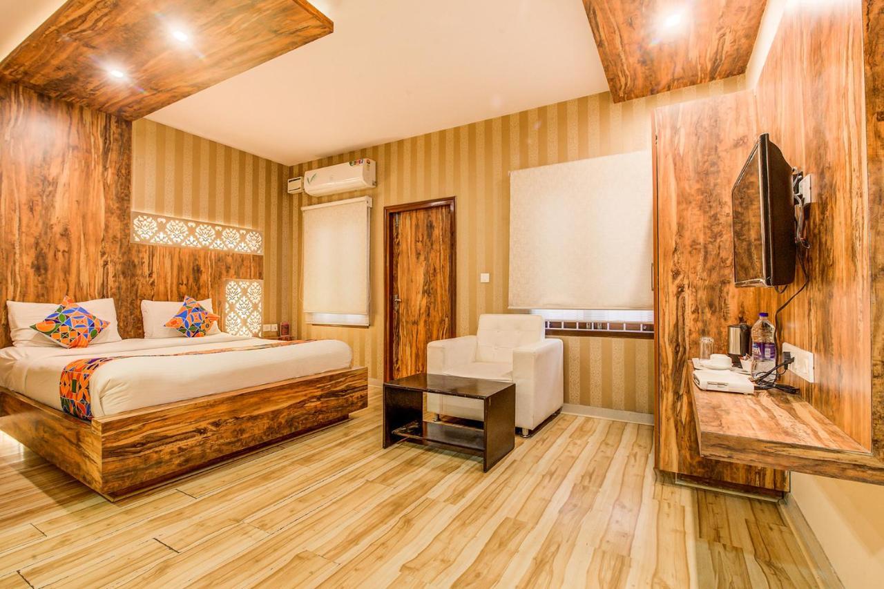 Fabhotel Grand Savoury Frazer Town Hotel 3*