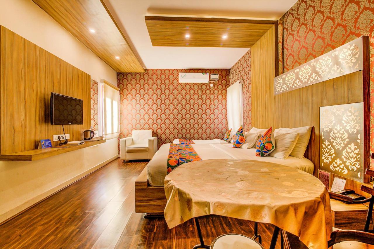 Fabhotel Grand Savoury Frazer Town Bangalore