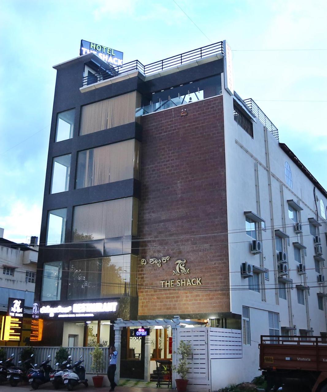 Hotel The Shack Bangalore