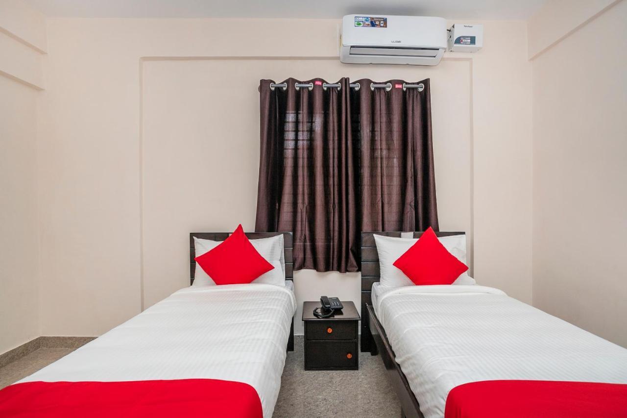 Collection O 19780 Basaweshwara Nagar Hotel 3*